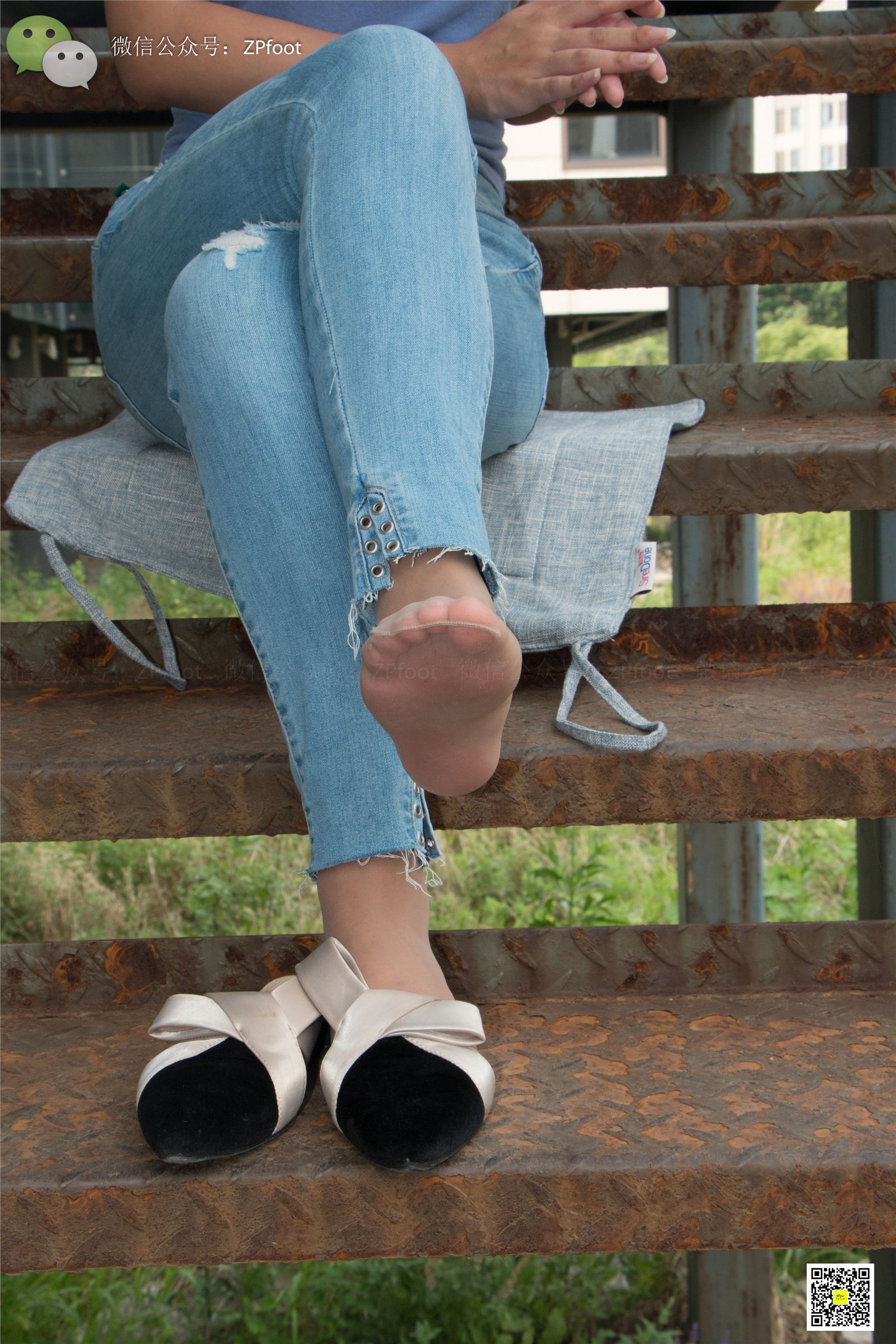 LSS山茶摄影 NO.010 芍药的短丝裸足